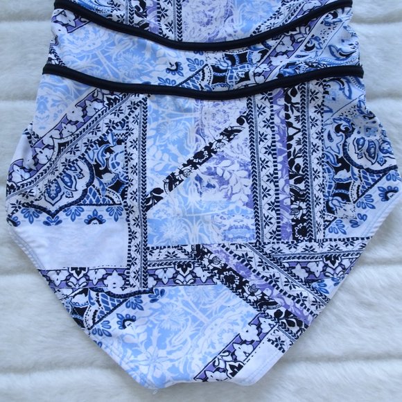 Adore Me Black & Blue One Piece Swimsuit Medium - Picture 8 of 11